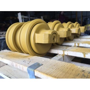 Role inferioare buldozer Liebherr PR711, PR732, PR712 UF140C0T